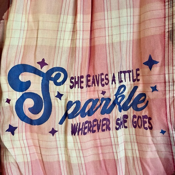 Distressed lightweight button down - Picture 4 of 4